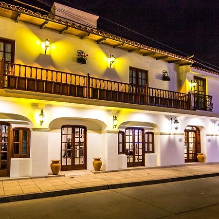 Hotel Asturias Cafayate Bagian luar foto