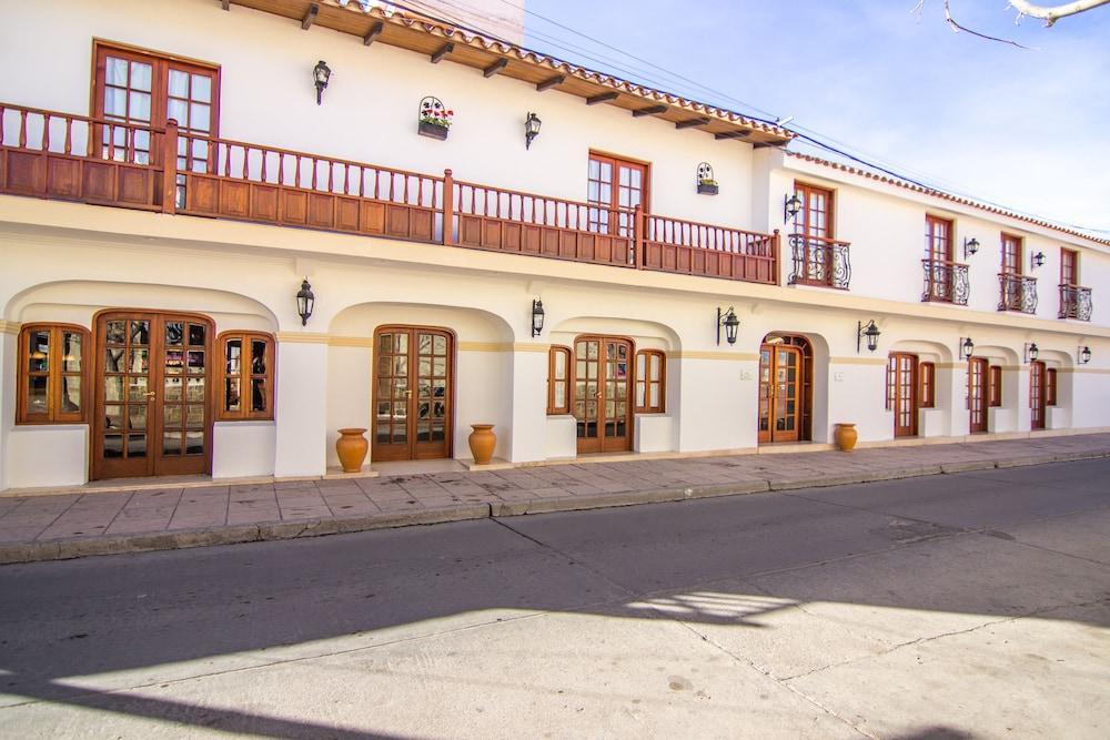 Hotel Asturias Cafayate Bagian luar foto