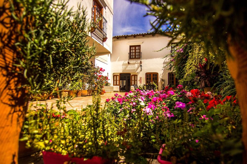 Hotel Asturias Cafayate Bagian luar foto