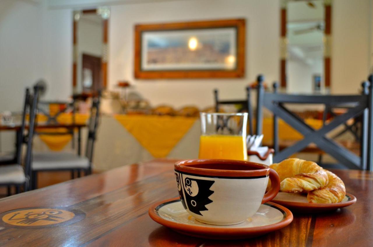 Hotel Asturias Cafayate Bagian luar foto